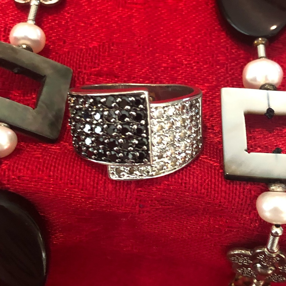 Premier Designs jewelry Ring